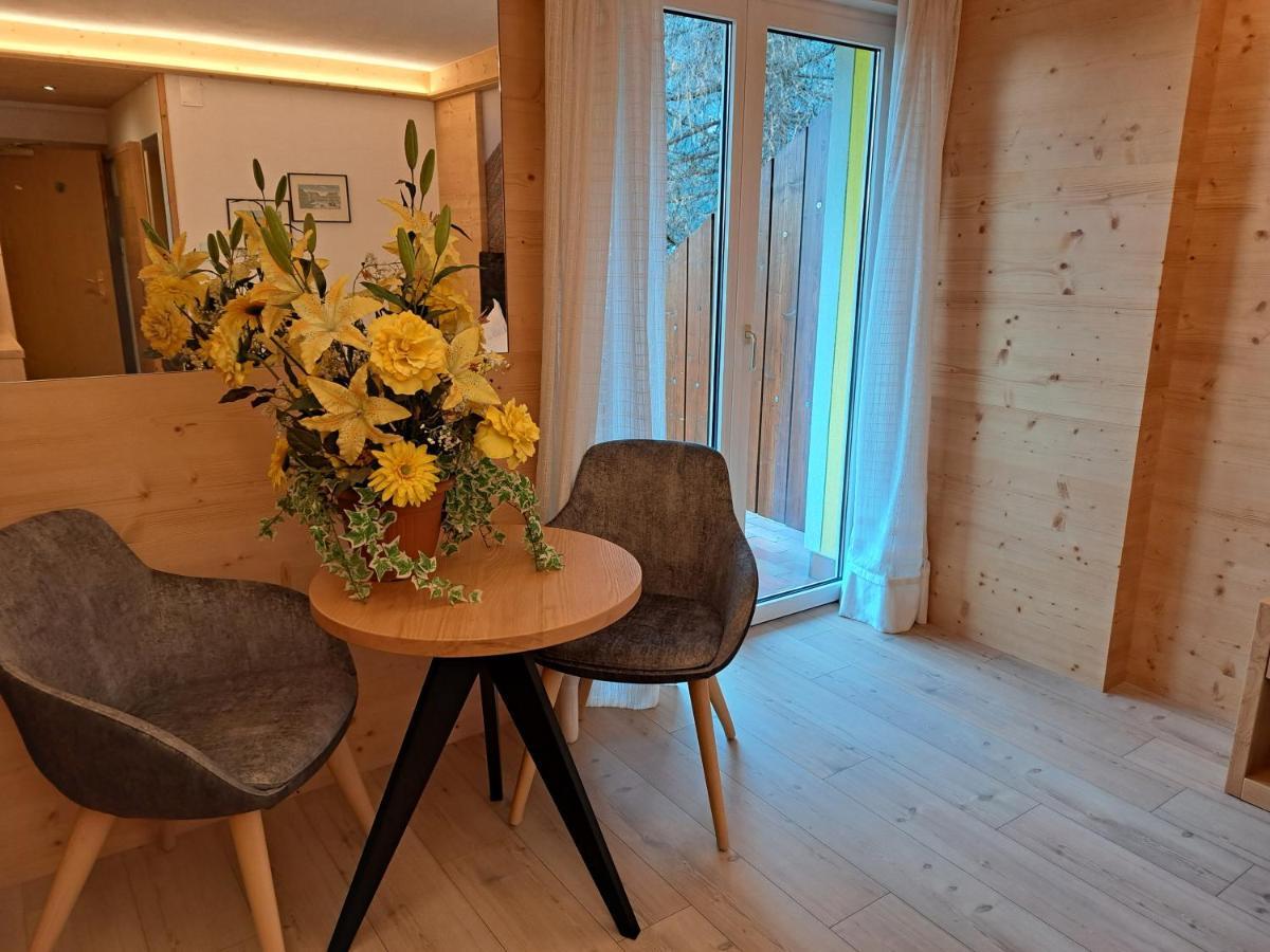 Lake&Nature Hotel Gloria Molveno Ngoại thất bức ảnh