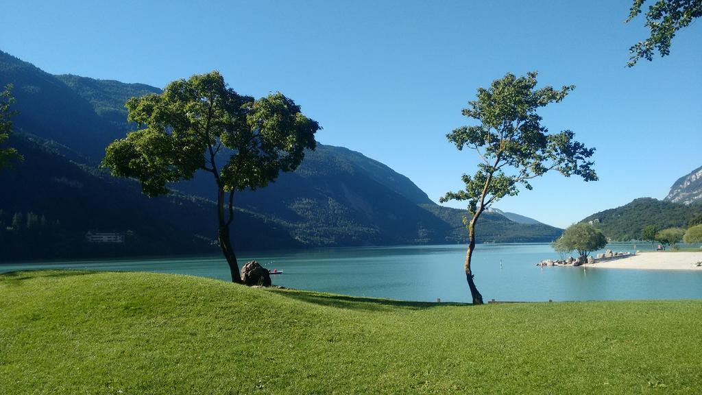 Lake&Nature Hotel Gloria Molveno Ngoại thất bức ảnh